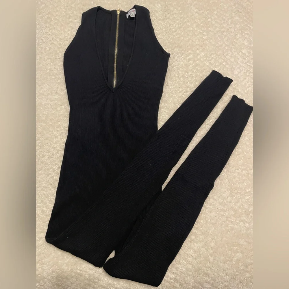 Fashion Nova Black Ribbed Zippered Jumpsuit - Picture 1 of 6